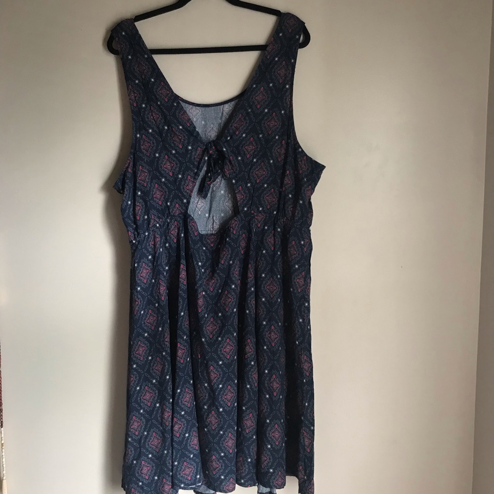 Torrid sundress size 3  Red white blue grey color - Picture 4 of 5